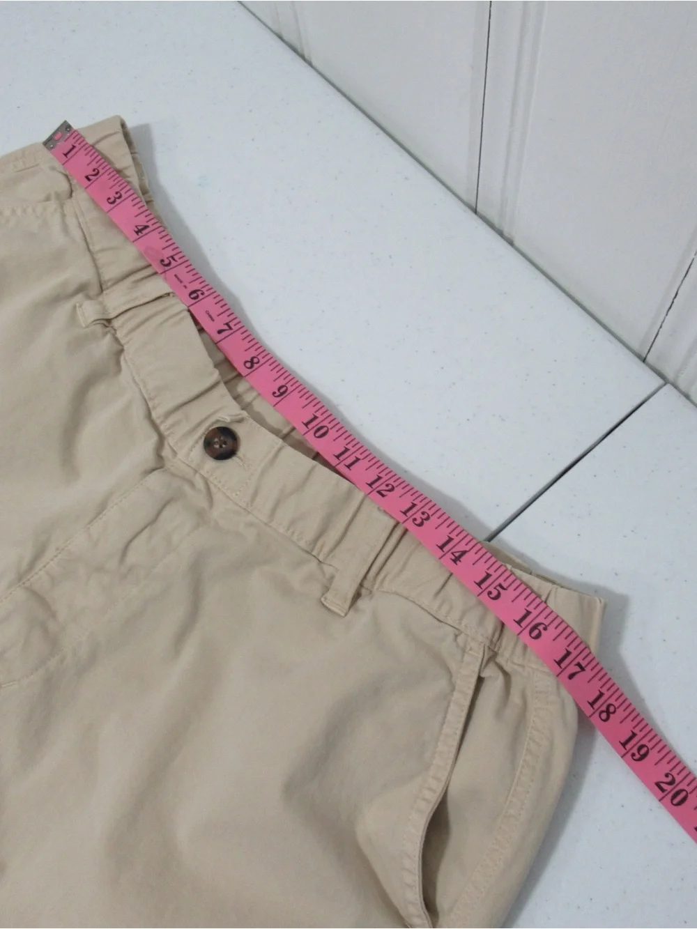 Bearbottom Men’s Tan Stretch Short Size XL 5.5 Inseam Neutral